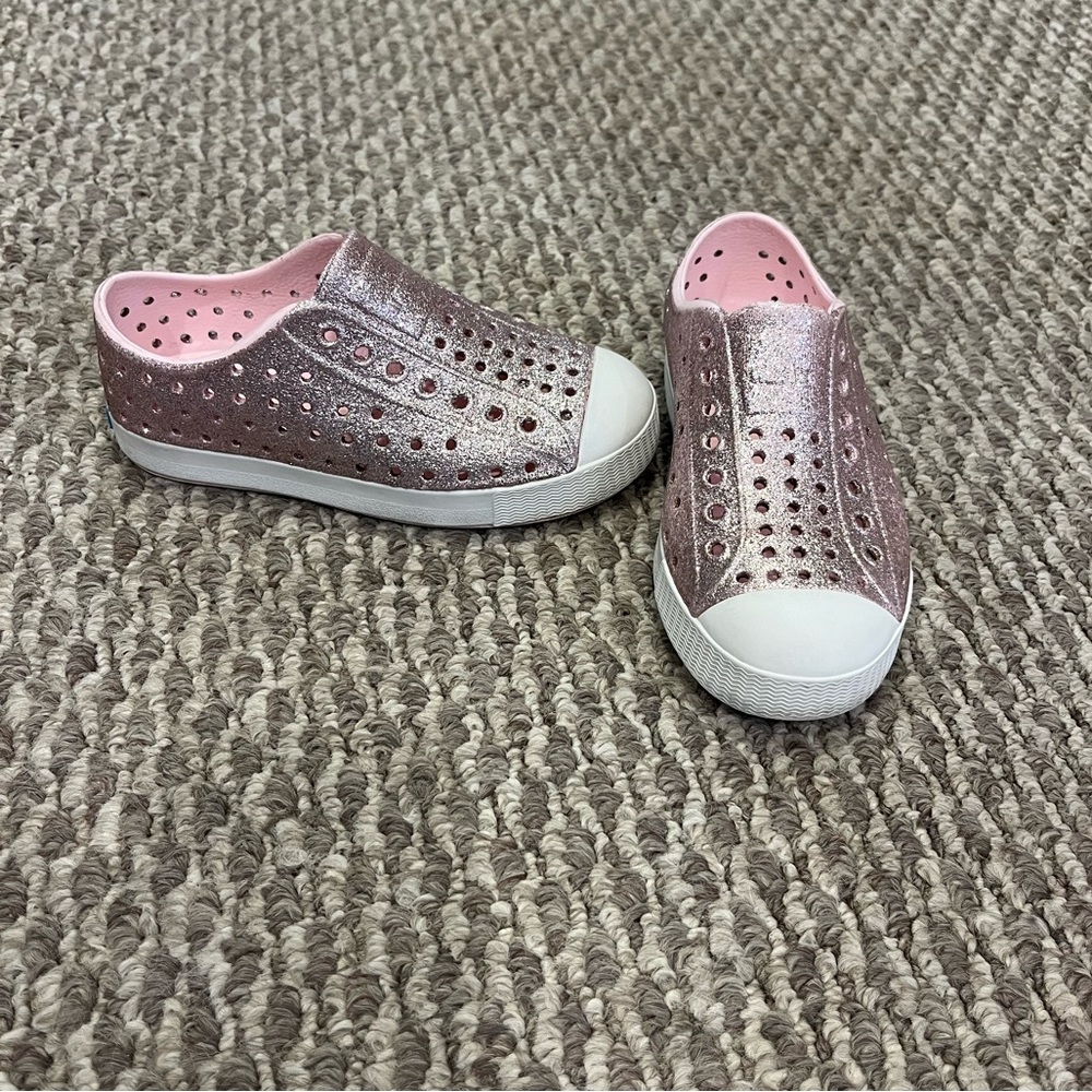 Native Shoes - Jefferson Bling - Milk Pink Bling / Shell White Size 11
